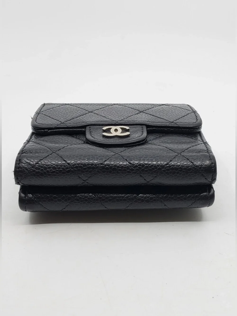 Chanel 2010 Bifold With Coin Purse Compact Wallet